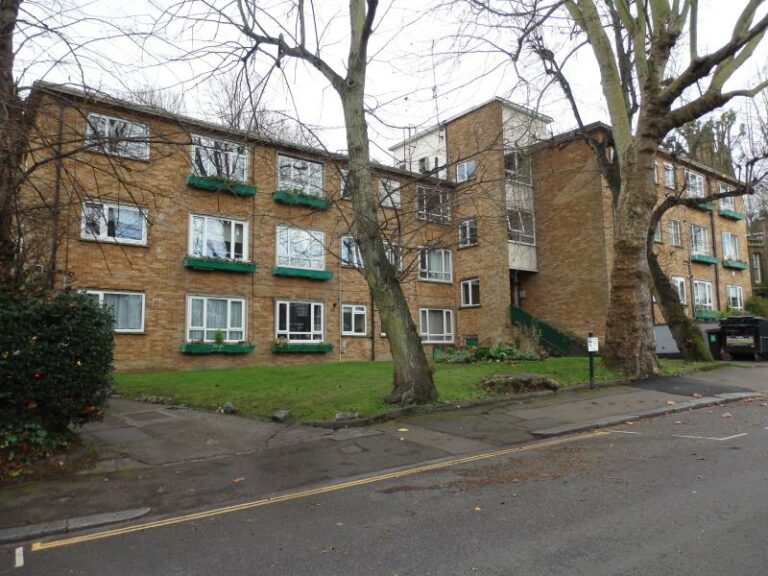 Crescent Court, Crescent Road, Crouch End, N8 (2551768) Photo 2