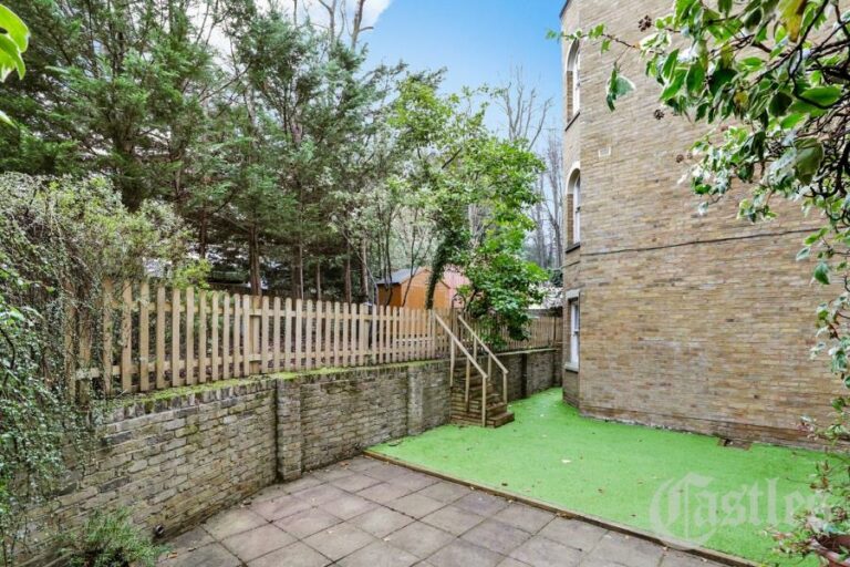 Crescent Road, Crouch End, N8 (2657673) Photo 9