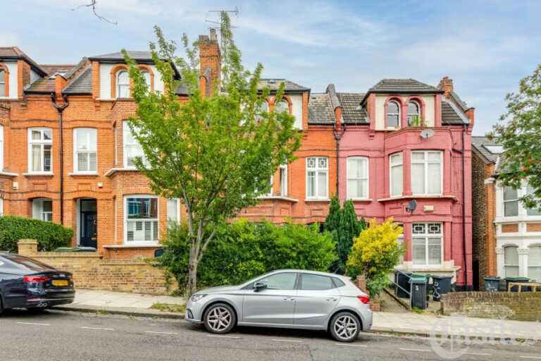 Nelson Road, Crouch End, N8 (2441833) Photo 4