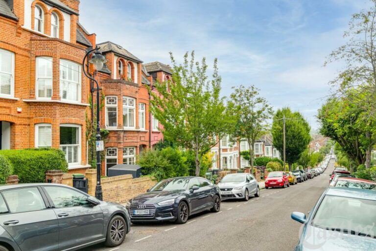 Nelson Road, Crouch End, N8 (2441833) Photo 18
