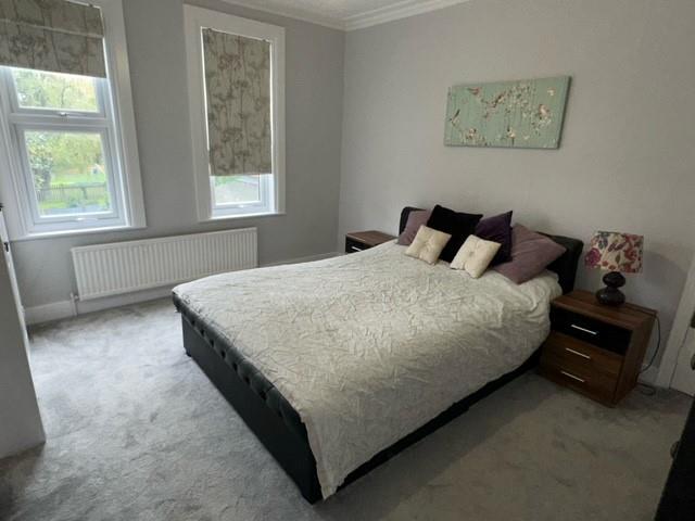 New River Crescent, Palmers Green, N13 (2672514) Photo 4