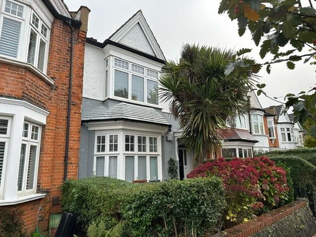 New River Crescent, Palmers Green, N13 (2672514) Photo 13