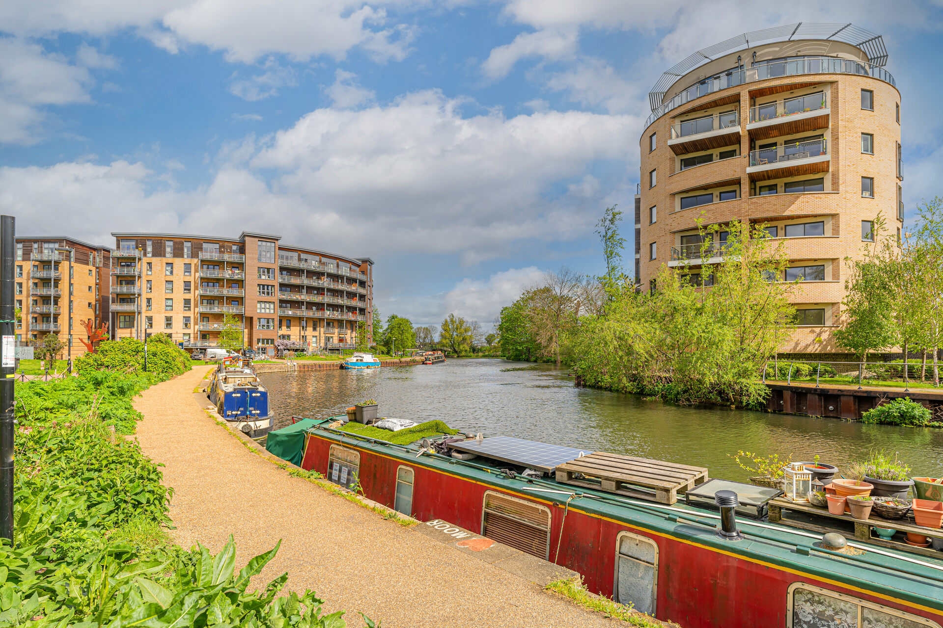 Flats and canal boats in Hackney