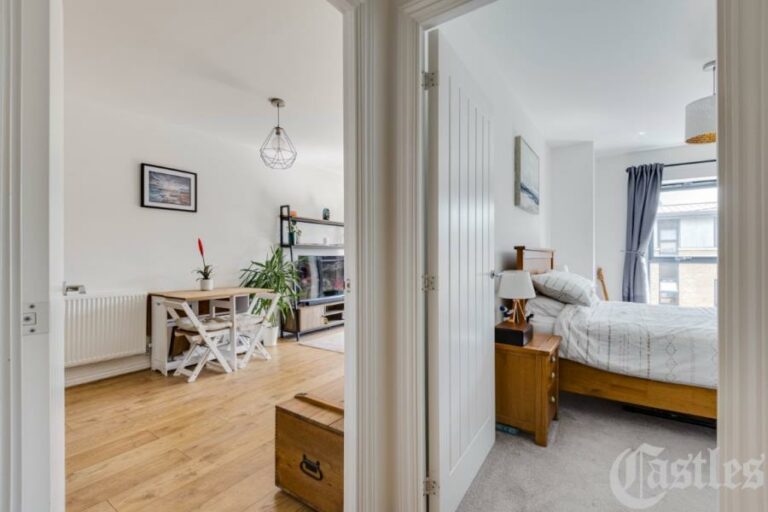 Bellevalia Court, Hackney, E5 (2710993) Photo 18