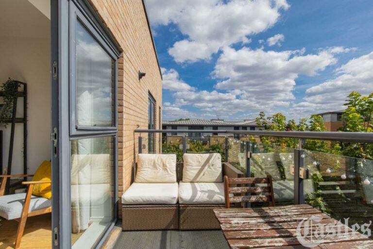 Bellevalia Court, Hackney, E5 (2710993) Photo 25