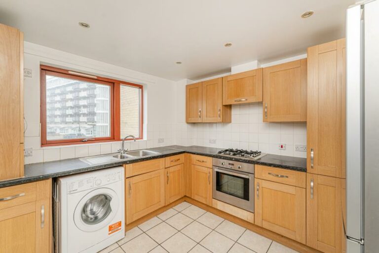 Monteagle Way, Hackney, E5 (2711688) Photo 3