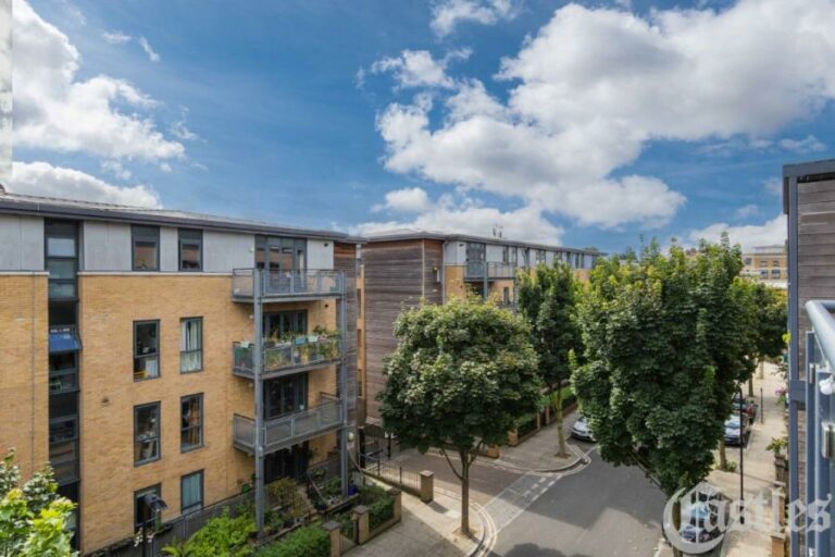 Bellevalia Court, Hackney, E5 (2710993) Photo 21