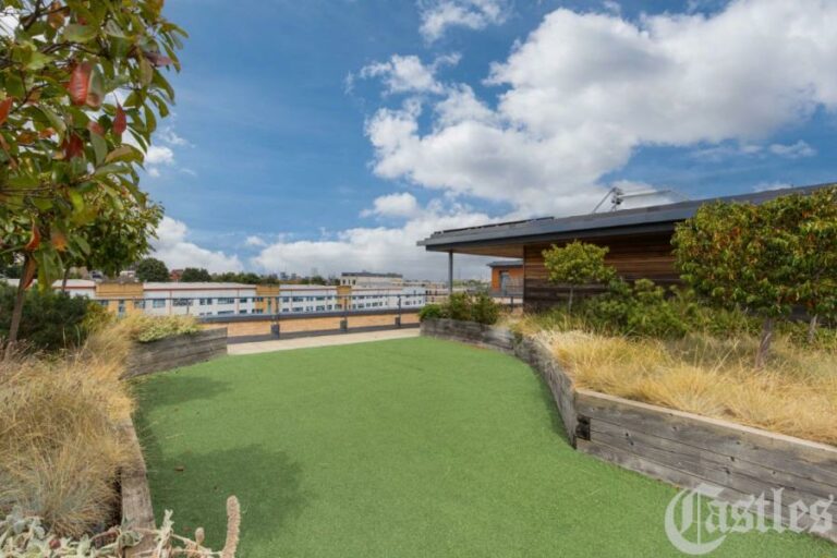 Bellevalia Court, Hackney, E5 (2710993) Photo 20