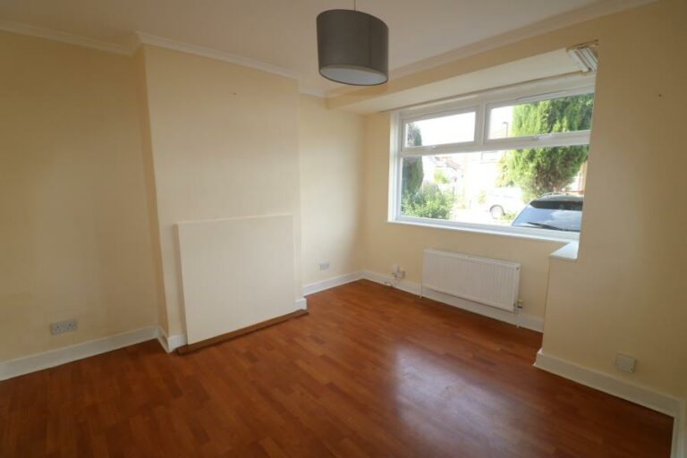 Lansbury Road, Enfield, EN3 (2405183) Photo 4