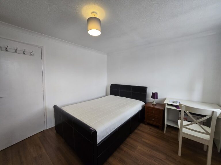 Wigston Close, Edmonton, N18 (2716652) Photo 5