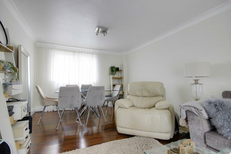 Links Side, Enfield, EN2 (2719019) Photo 6