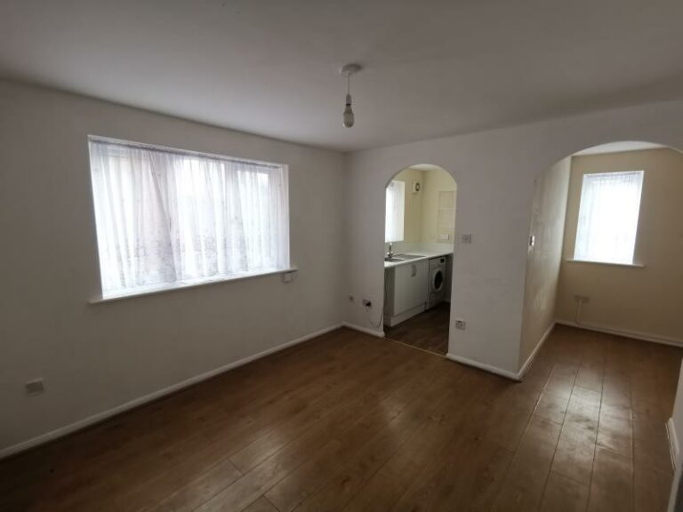 Streamside Close, Edmonton, N9 (2692459) Photo 5