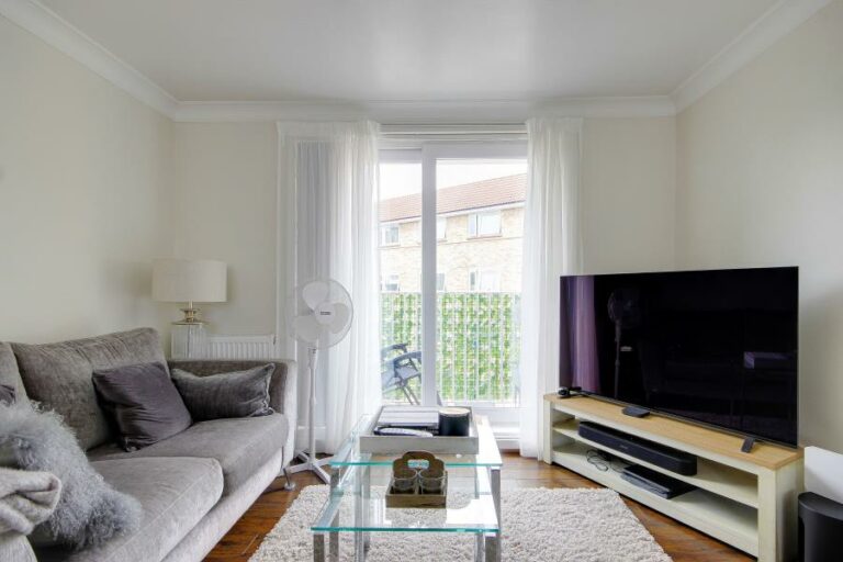 Links Side, Enfield, EN2 (2719019) Photo 3