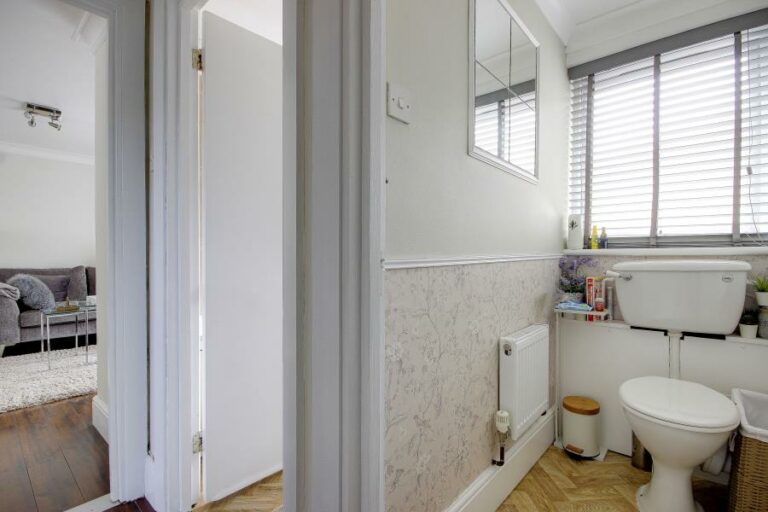 Links Side, Enfield, EN2 (2719019) Photo 17