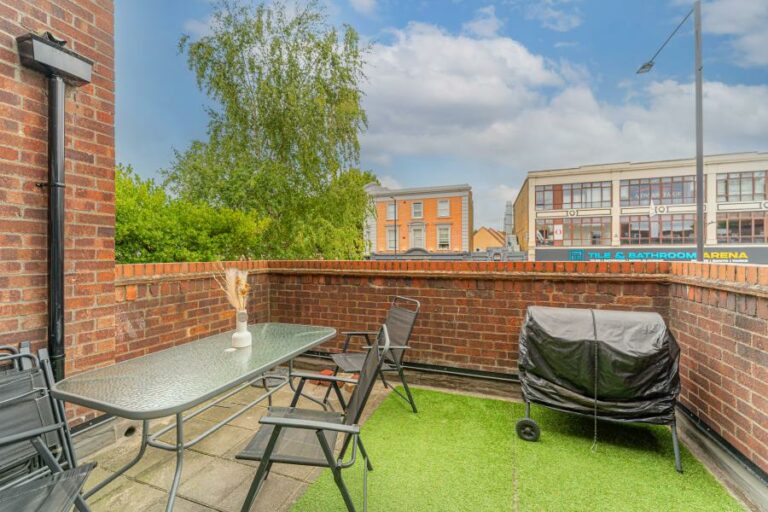 Folkestone Road, Edmonton, N18 (2711144) Photo 5