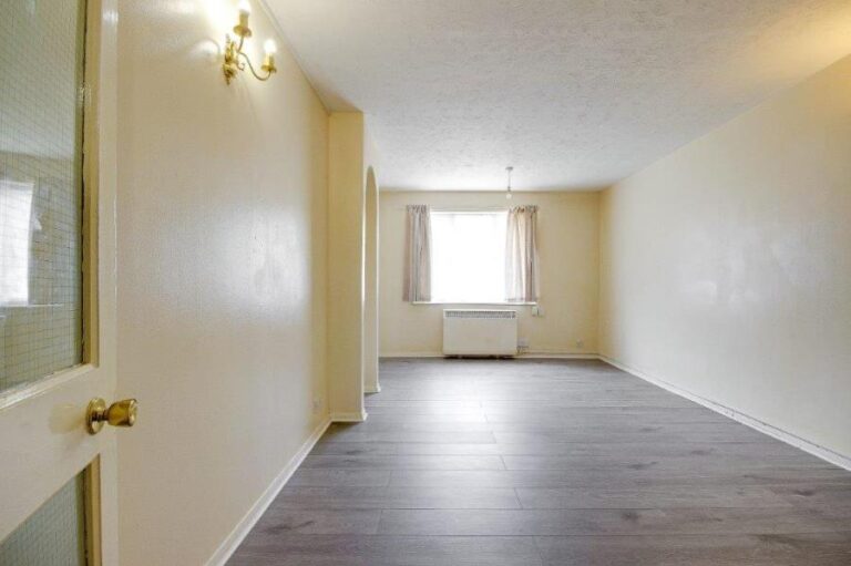 Grilse Close, Edmonton, N9 (2720275) Photo 11