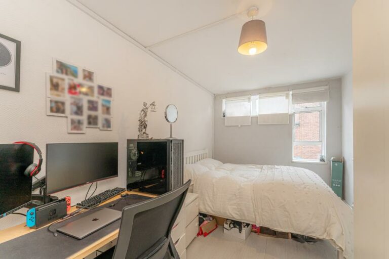 Folkestone Road, Edmonton, N18 (2711144) Photo 12