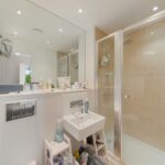 Paradise Park, Hackney, E5 (2677271) Photo 13