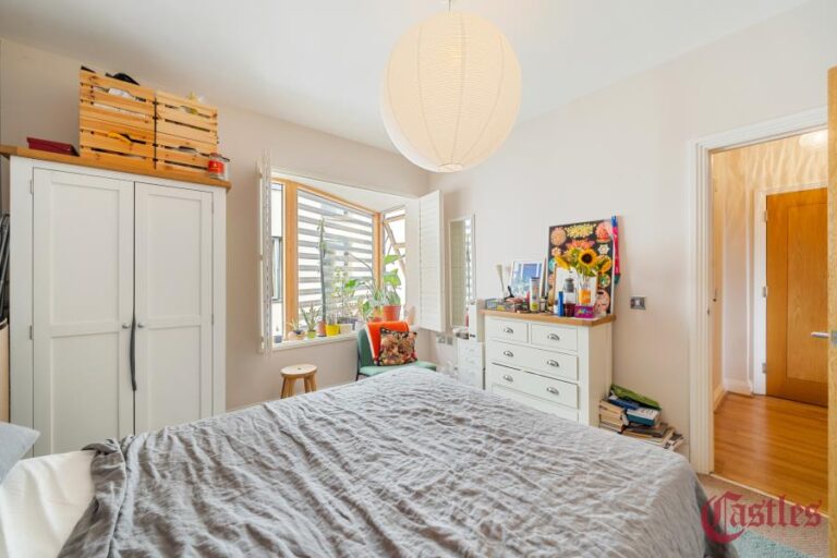 Paradise Park, Hackney, E5 (2677271) Photo 15