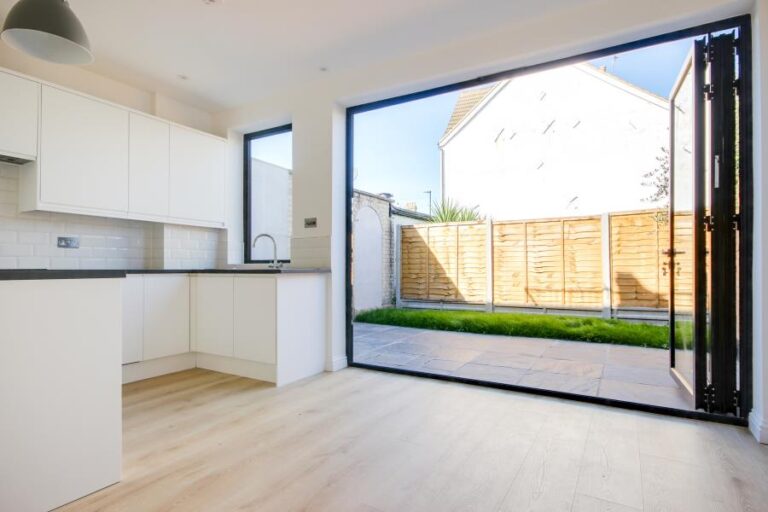 Sidney Road, Wood Green, N22 (2458606) Photo 2