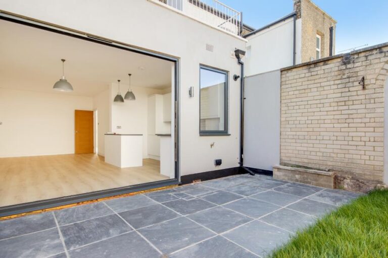 Sidney Road, Wood Green, N22 (2458606) Photo 7