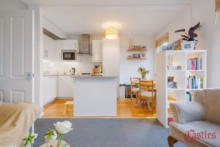 North Grove, Tottenham, N15 5QP