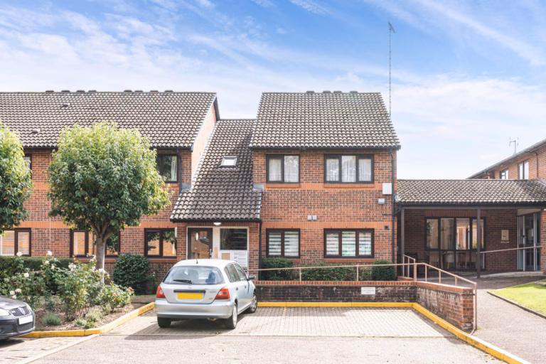 Park Avenue, Enfield