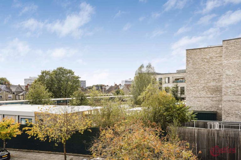 Castle Close, Hackney, E9 (2721237) Photo 8