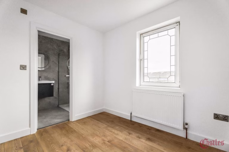 Castle Close, Hackney, E9 (2721237) Photo 20