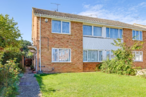 Cedar Walk, Waltham Abbey