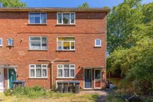 Jubilee Crescent, Edmonton