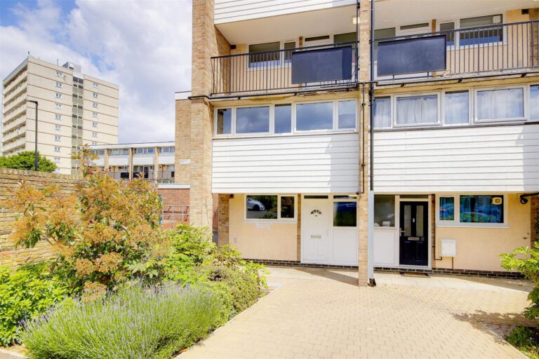 Blossom Lane Enfield