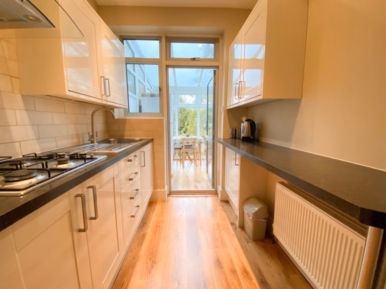 The Avenue, Tottenham N17 6JJ