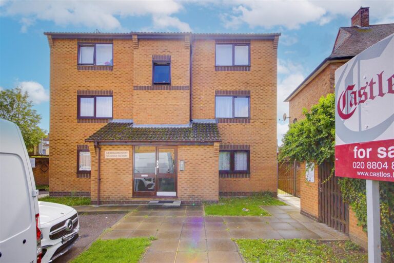 Swallow Court, Grove Road West, Enfield