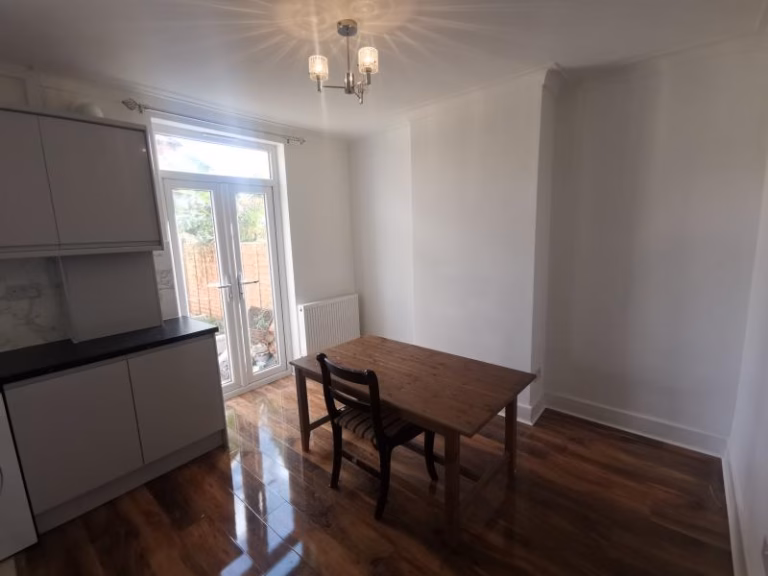 Exeter Road, Edmonton, N9 (2669615) Photo 7