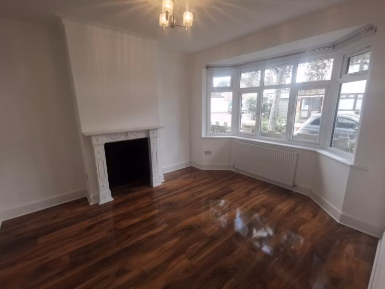 Exeter Road, Edmonton, N9 (2669615) Photo 2