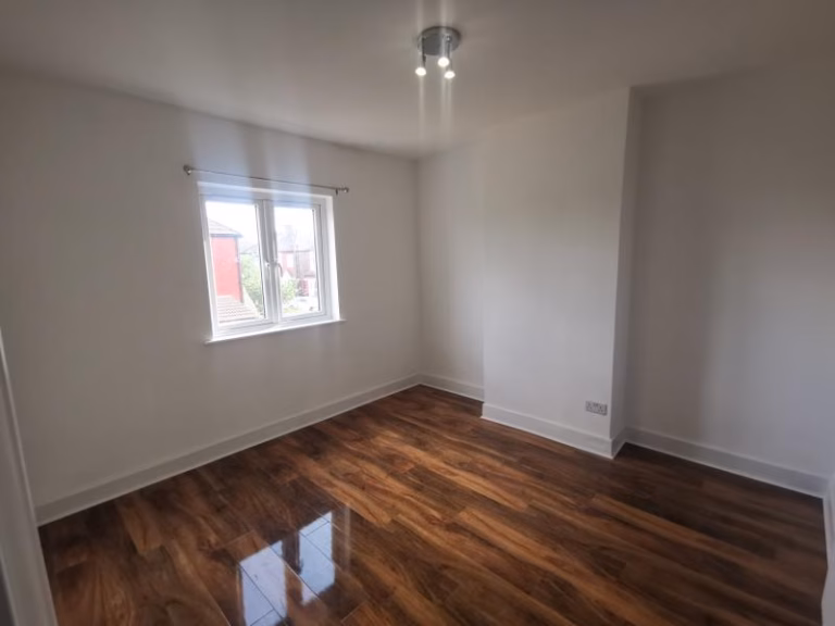 Exeter Road, Edmonton, N9 (2669615) Photo 9