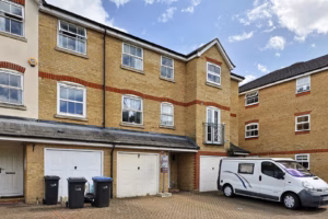 Harston Drive, Enfield