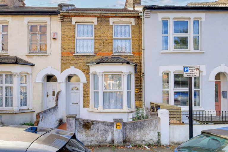 Alston Road, Edmonton