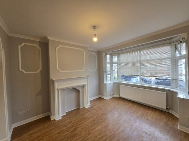 Nursery Close, Enfield, EN3 (2724372) Photo 6