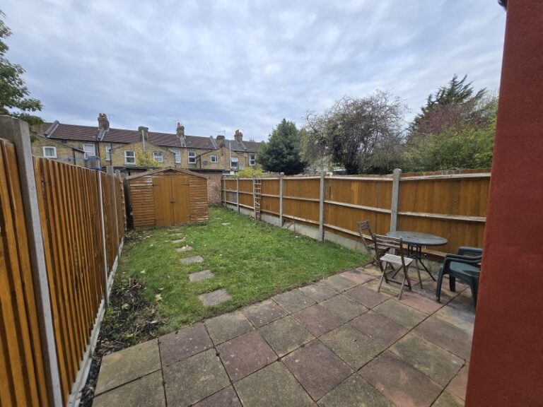 Gloucester Road, Edmonton, N18 (2615089) Photo 13