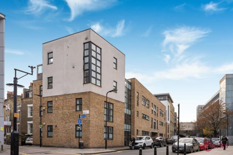 Reading Lane, Hackney, E8 (2724172) Photo 3