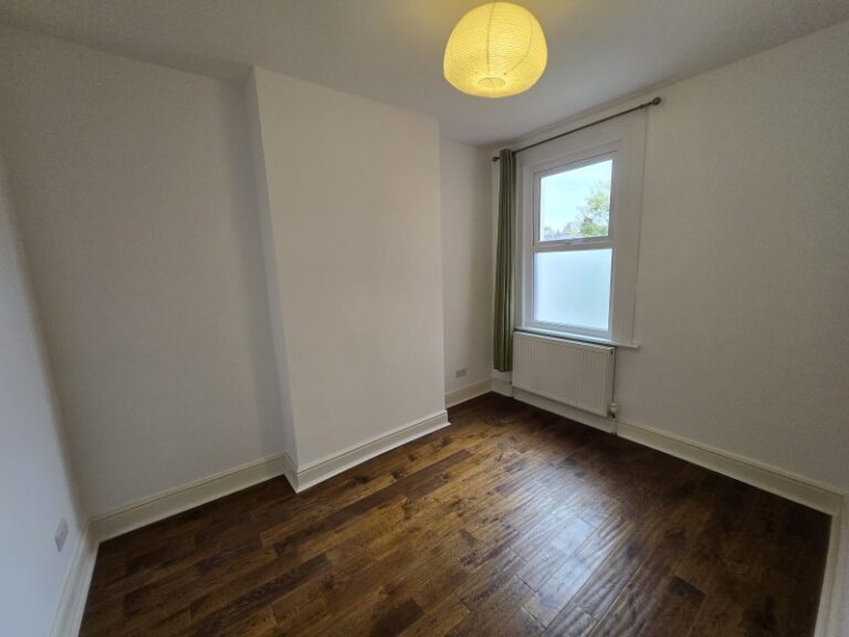 Gloucester Road, Edmonton, N18 (2615089) Photo 10