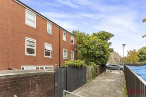 Ambleside Close, London