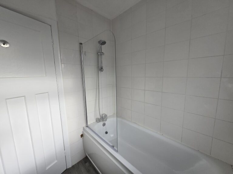 Nursery Close, Enfield, EN3 (2724372) Photo 11