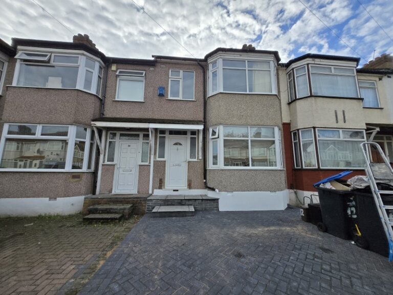 Nursery Close, Enfield, EN3 (2724372) Photo 4