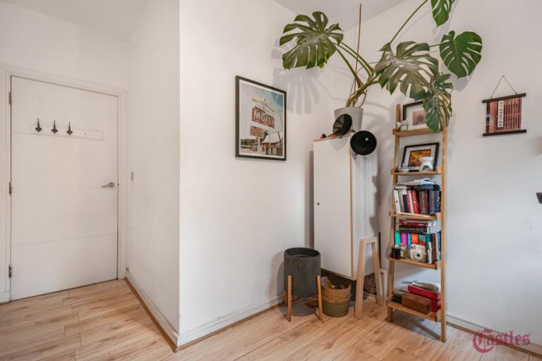 Reading Lane, Hackney, E8 (2724172) Photo 13