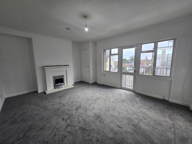 Ordnance Road, Enfield, EN3 6BN (2725753) Photo 4