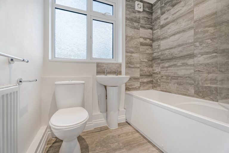 Jubilee Crescent, Edmonton, N9 (2725670) Photo 4