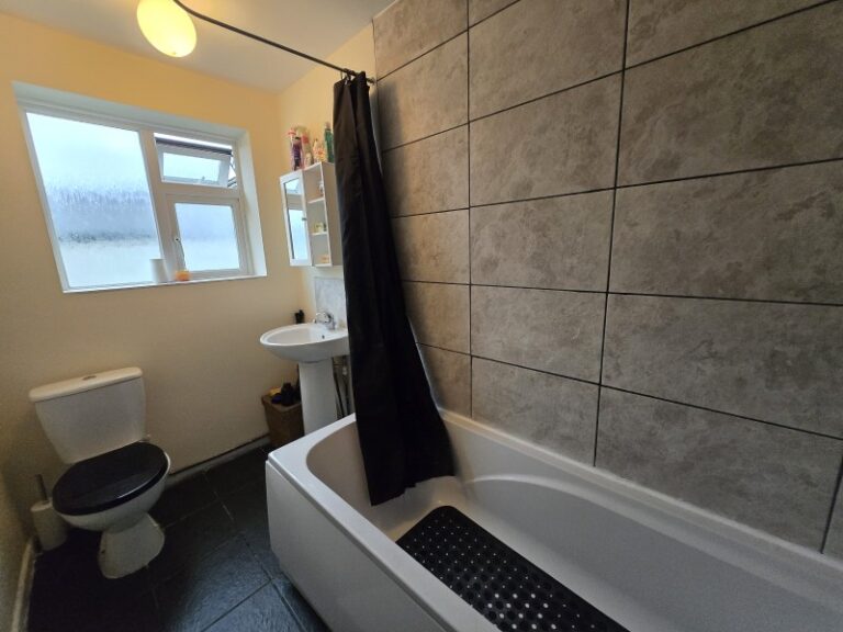 Garfield House, Edmonton, N9 (2725990) Photo 6